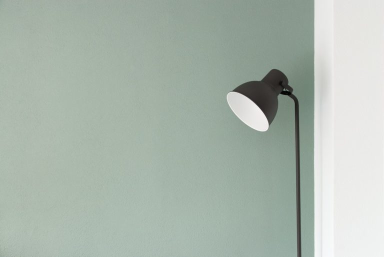 Timeless Elegance: The Classic Table Lamp