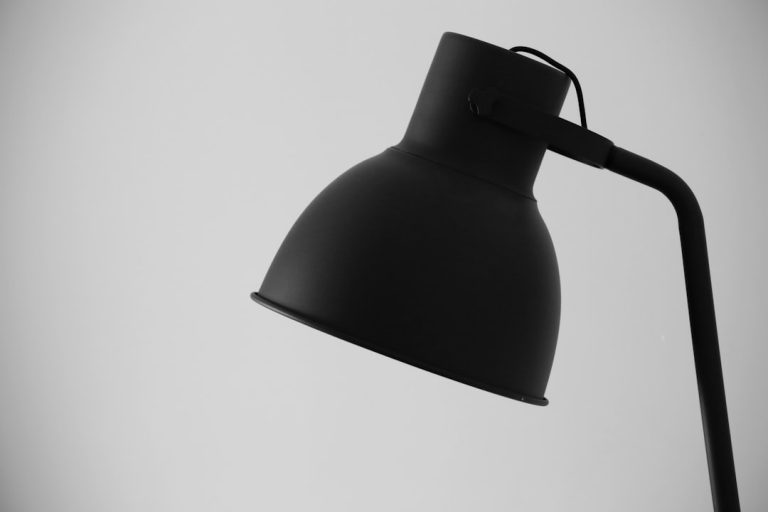 Minimalist Glowing Rod Floor Lamp for Bedroom Corners